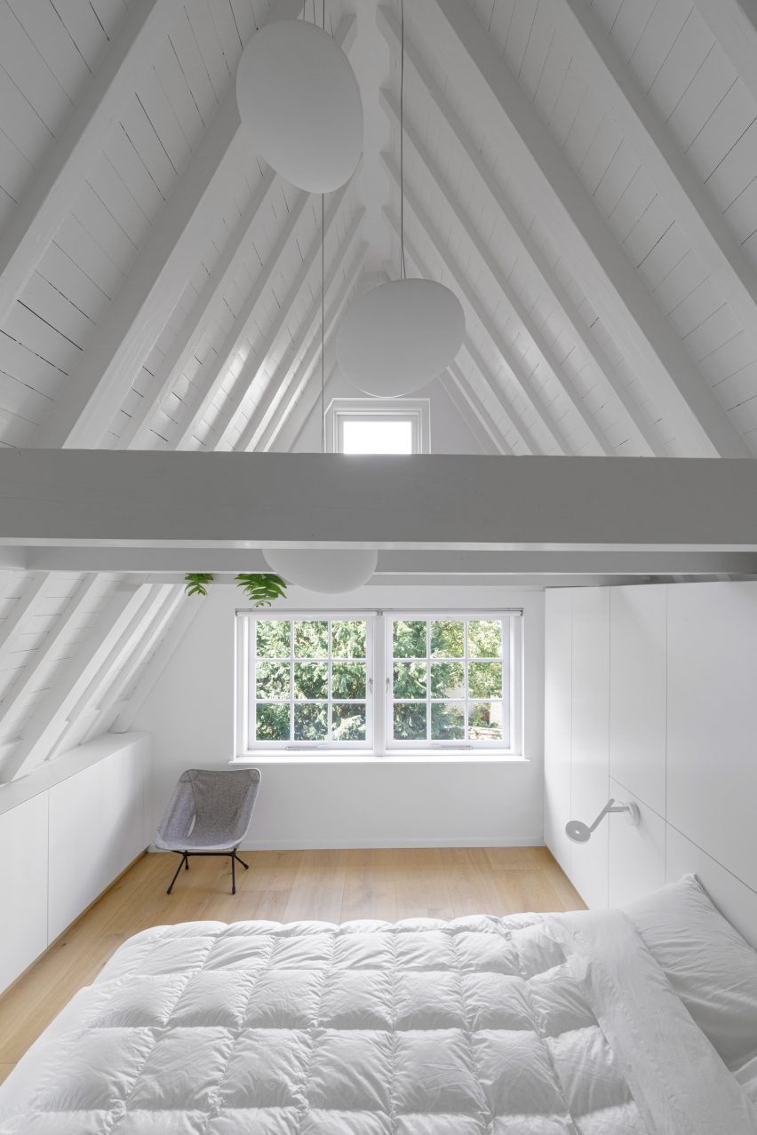 Canal House in Amsterdam designed by i29