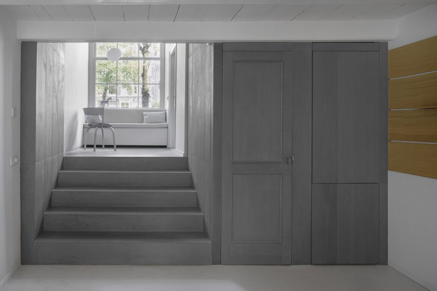 Canal House in Amsterdam designed by i29