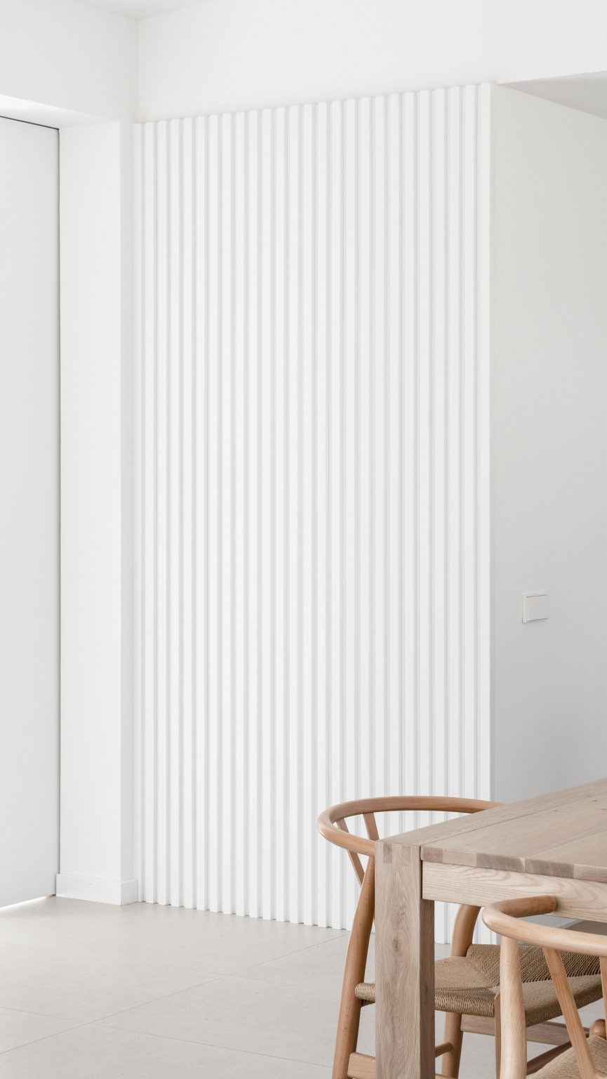 Fluted wall