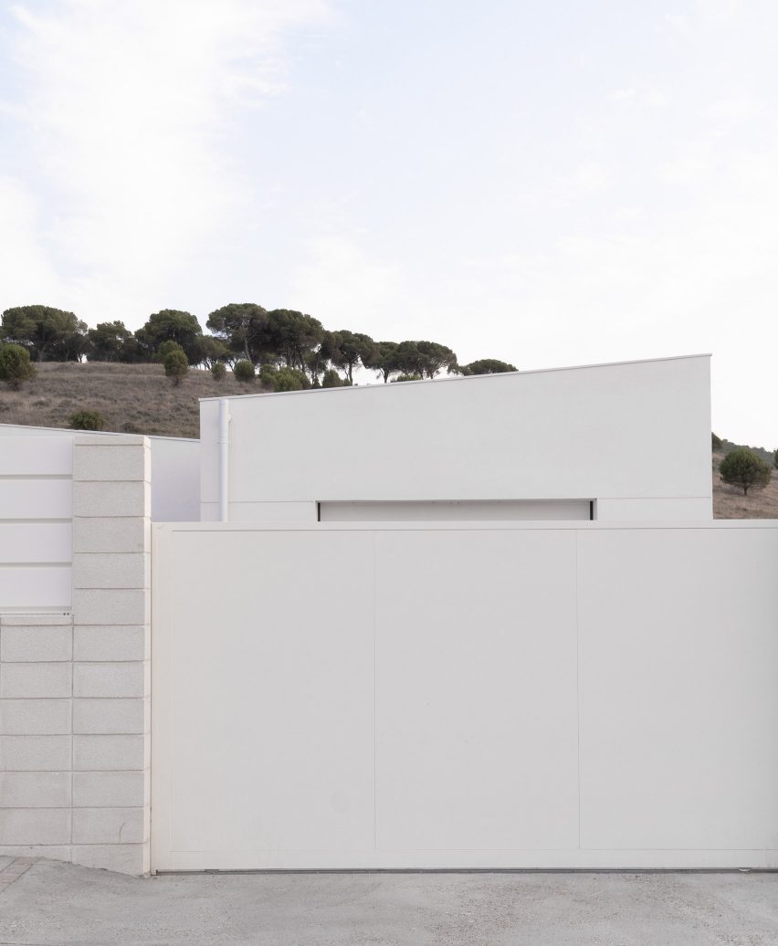 Exterior of Casa Banlusa in Spain