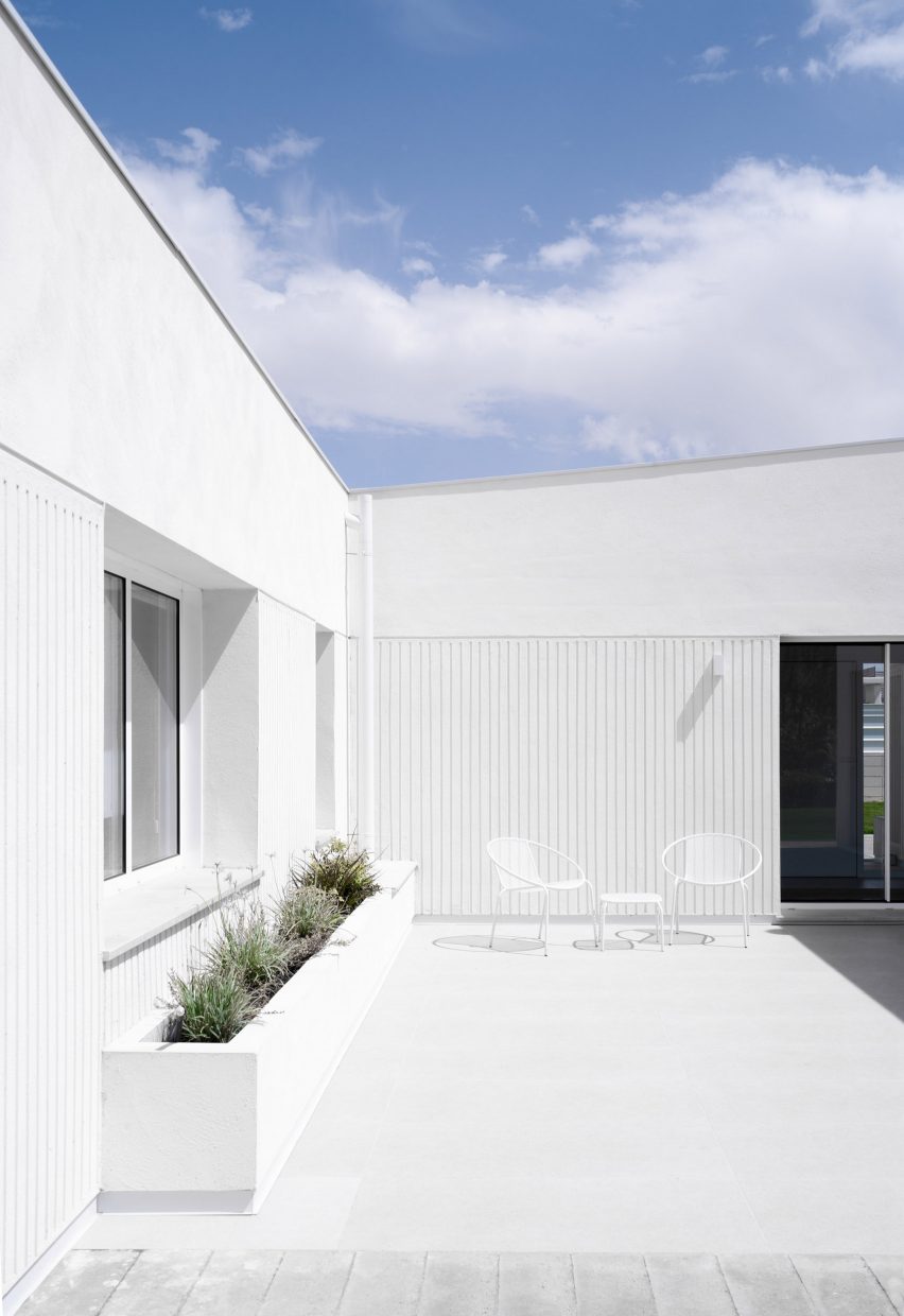 Exterior of Casa Banlusa in Spain