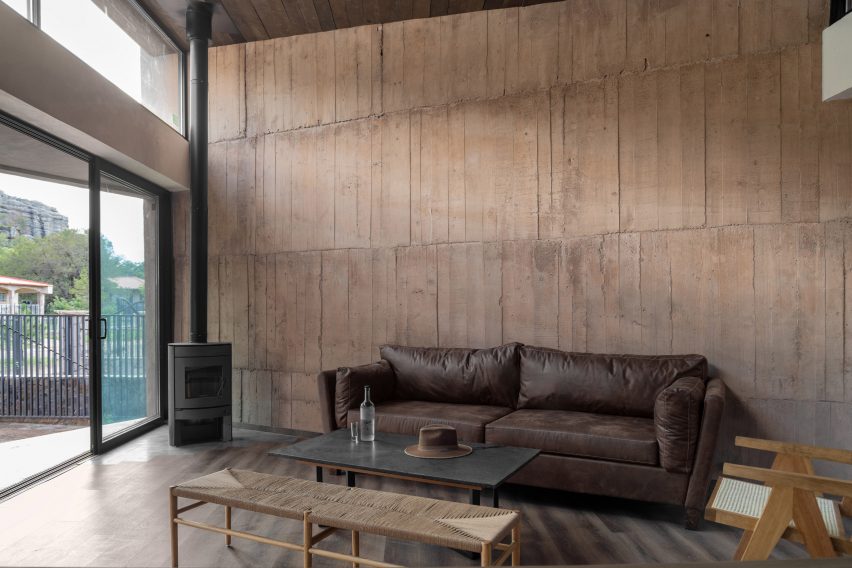 Casa Majalca by OAX Arquitectos