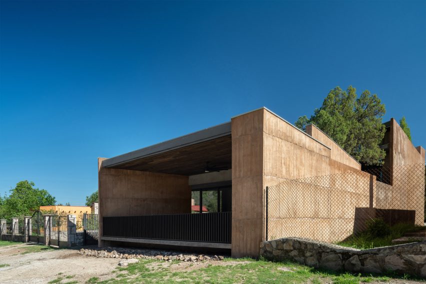 Casa Majalca by OAX Arquitectos