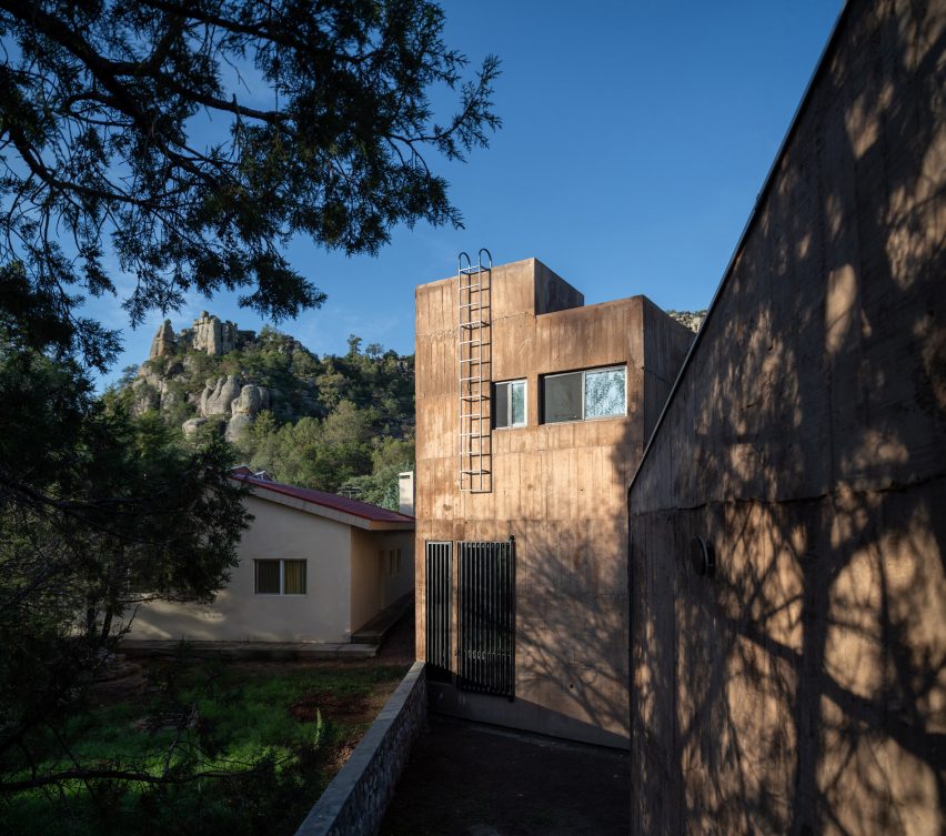 Casa Majalca by OAX Arquitectos