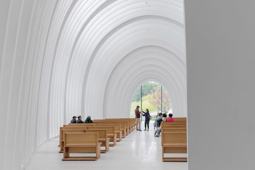 Chamber Church by Buro Ziyu Zhuang