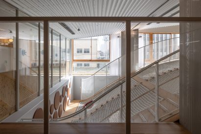 Undulating playground by Unemori Architects and Teco Architects