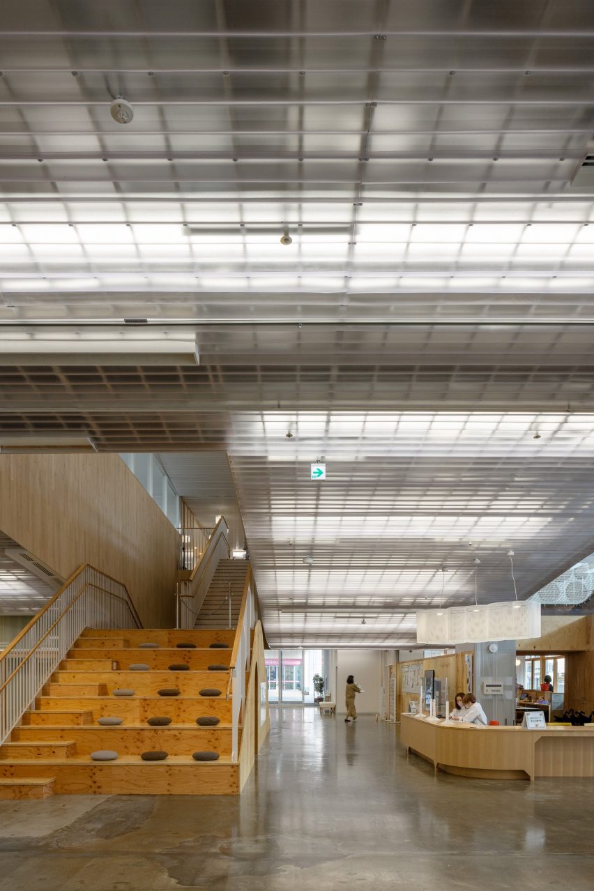 Curved ceiling in Kitakami healthcare centre