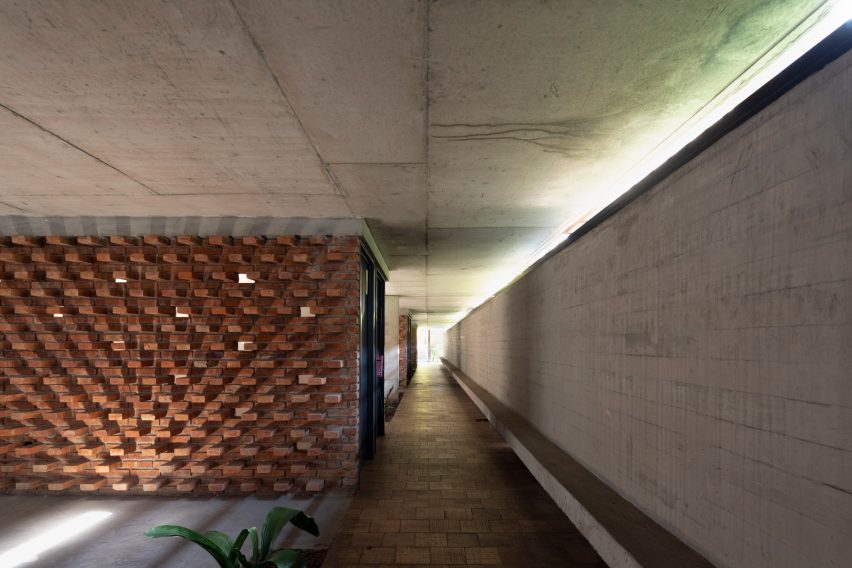 Complejo 8 by Estudio Mola