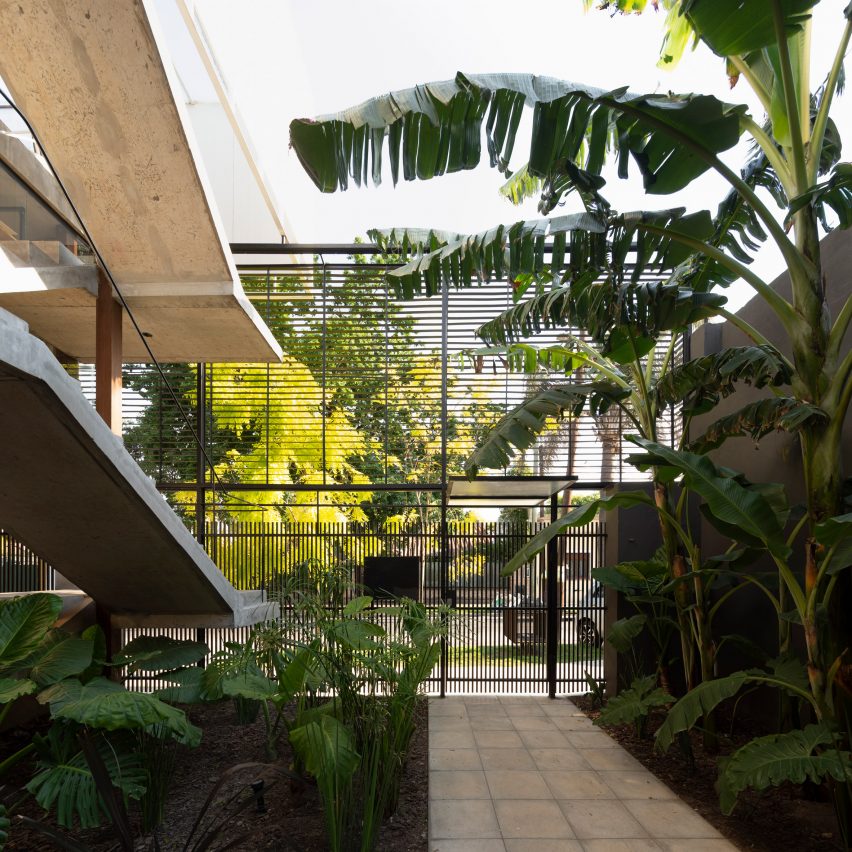Complejo 8 by Estudio Mola
