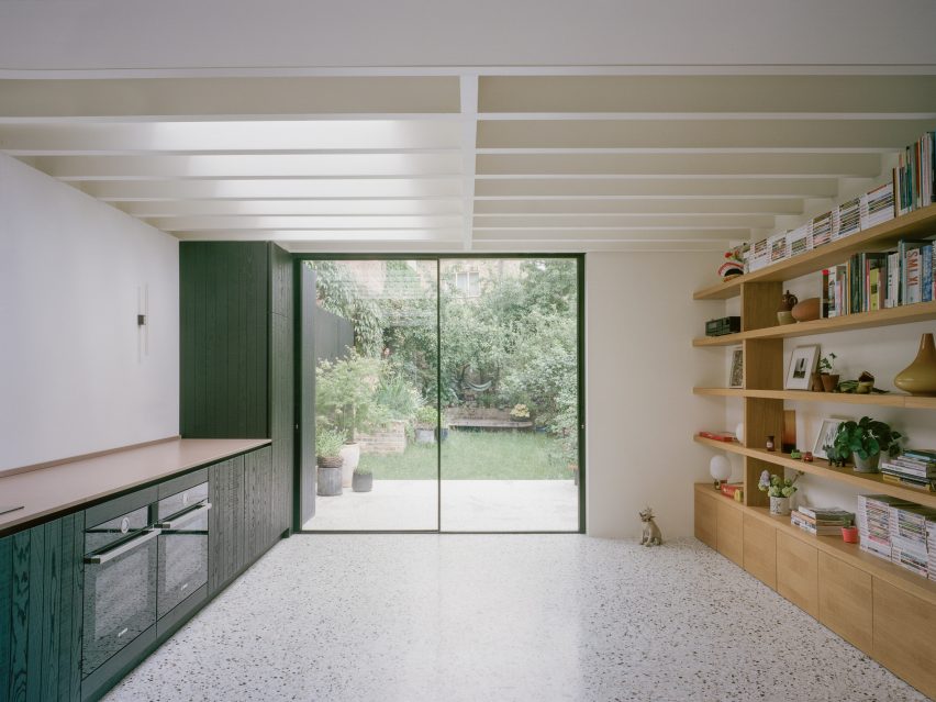 Farleigh Road renovation and extension by Paolo Cossu Architects