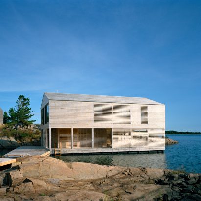 Floating House by MOS Architects