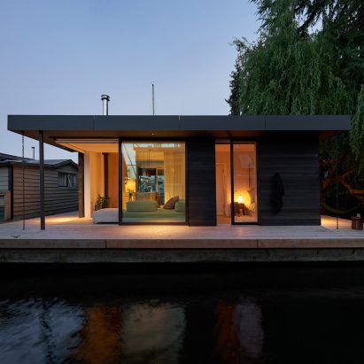 Portage Bay Float Home by Studio DIAA