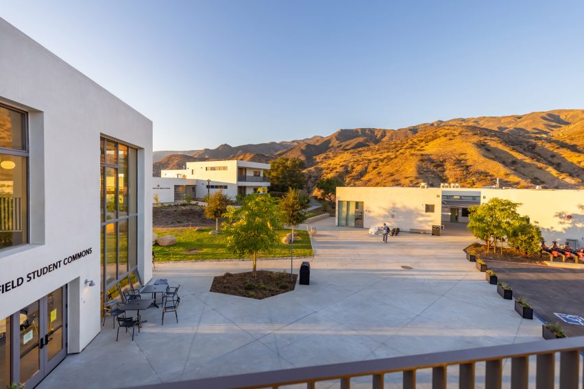 Ojai Valley School