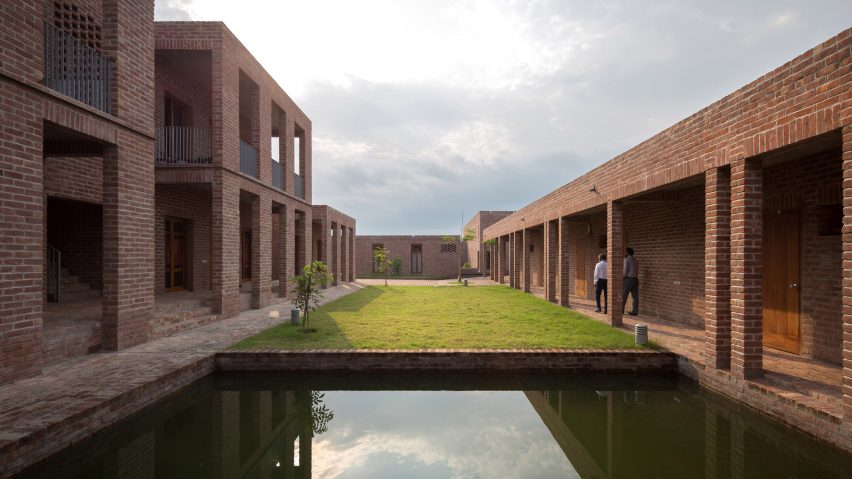Friendship Hospital by Kashef Chowdhury/URBANA