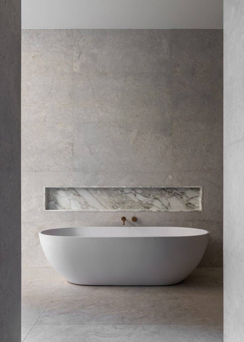 Stone-walled bathroom