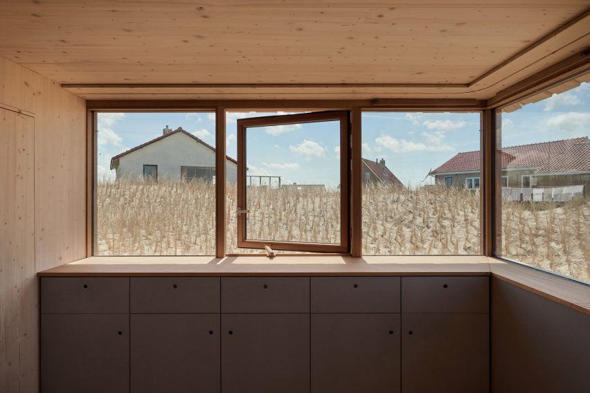 Inside Dutch holiday home on Terschelling