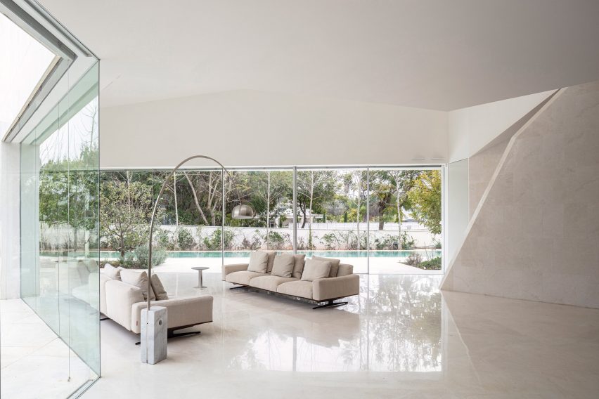 IS House by Paritzki & Liani Architects
