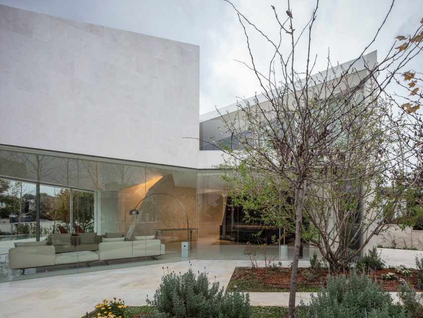 IS House by Paritzki & Liani Architects