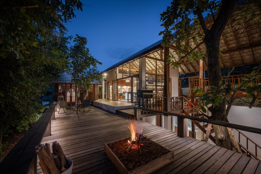 Khiankai Home and Studio is a home and music studio in Thailand by Sher Maker