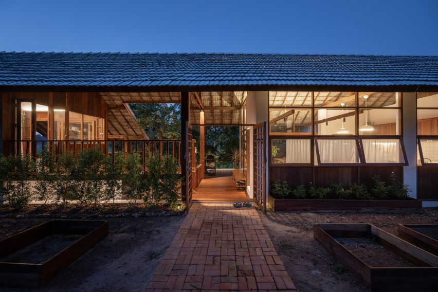 Khiankai Home and Studio is a home and music studio in Thailand by Sher Maker