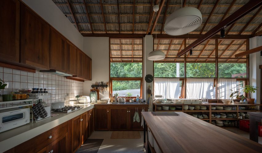 Khiankai Home and Studio is a home and music studio in Thailand by Sher Maker