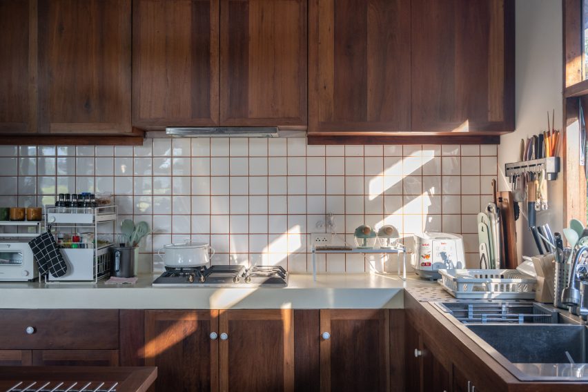 Khiankai Home and Studio is a home and music studio in Thailand by Sher Maker