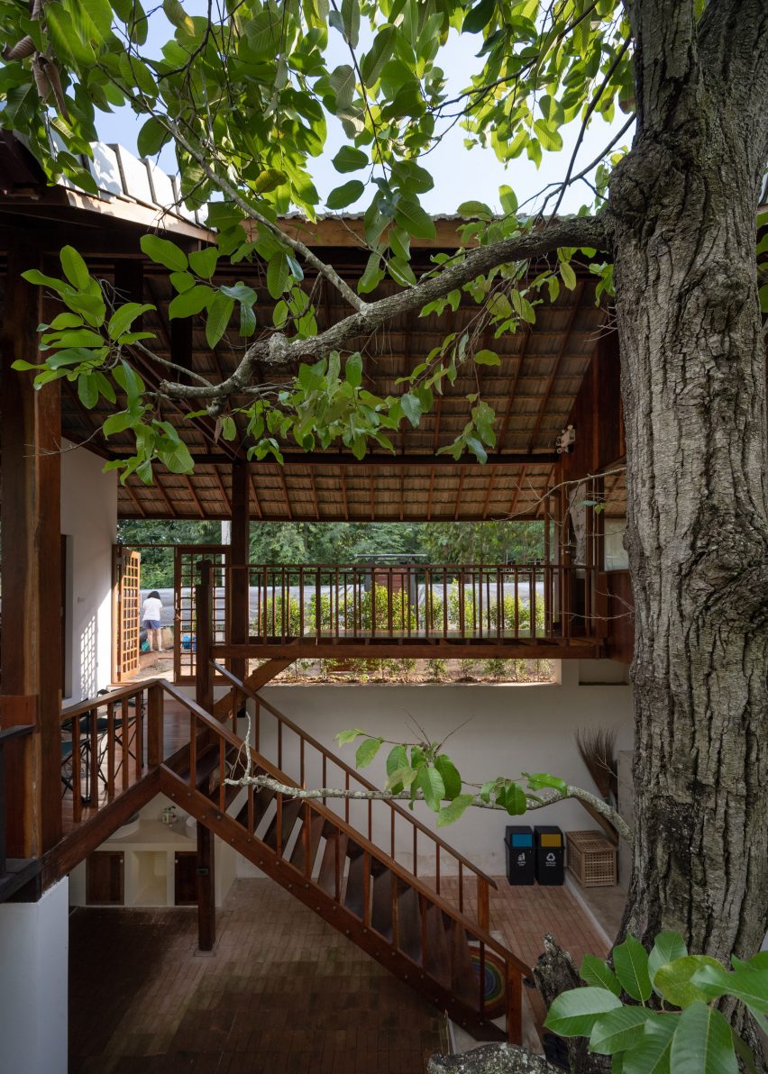 Khiankai Home and Studio is a home and music studio in Thailand by Sher Maker