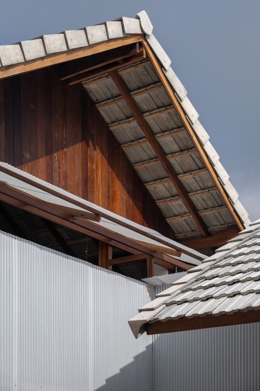 Khiankai Home and Studio is a home and music studio in Thailand by Sher Maker