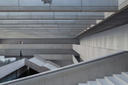 Image of the main hall from a concrete staircase