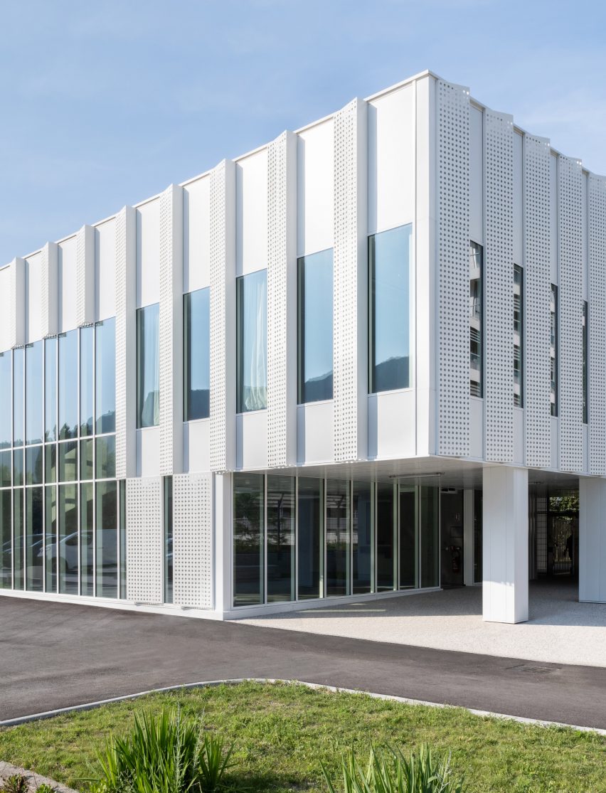 Neutron Research Centre is a research centre in France that was designed by Levitt Bernstein and TKMT