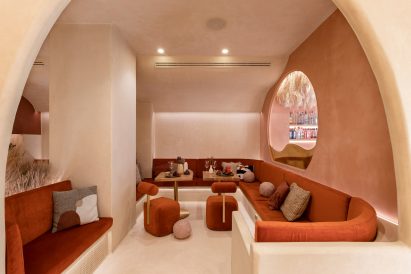 Low-slung seating in Masquespacio restaurant
