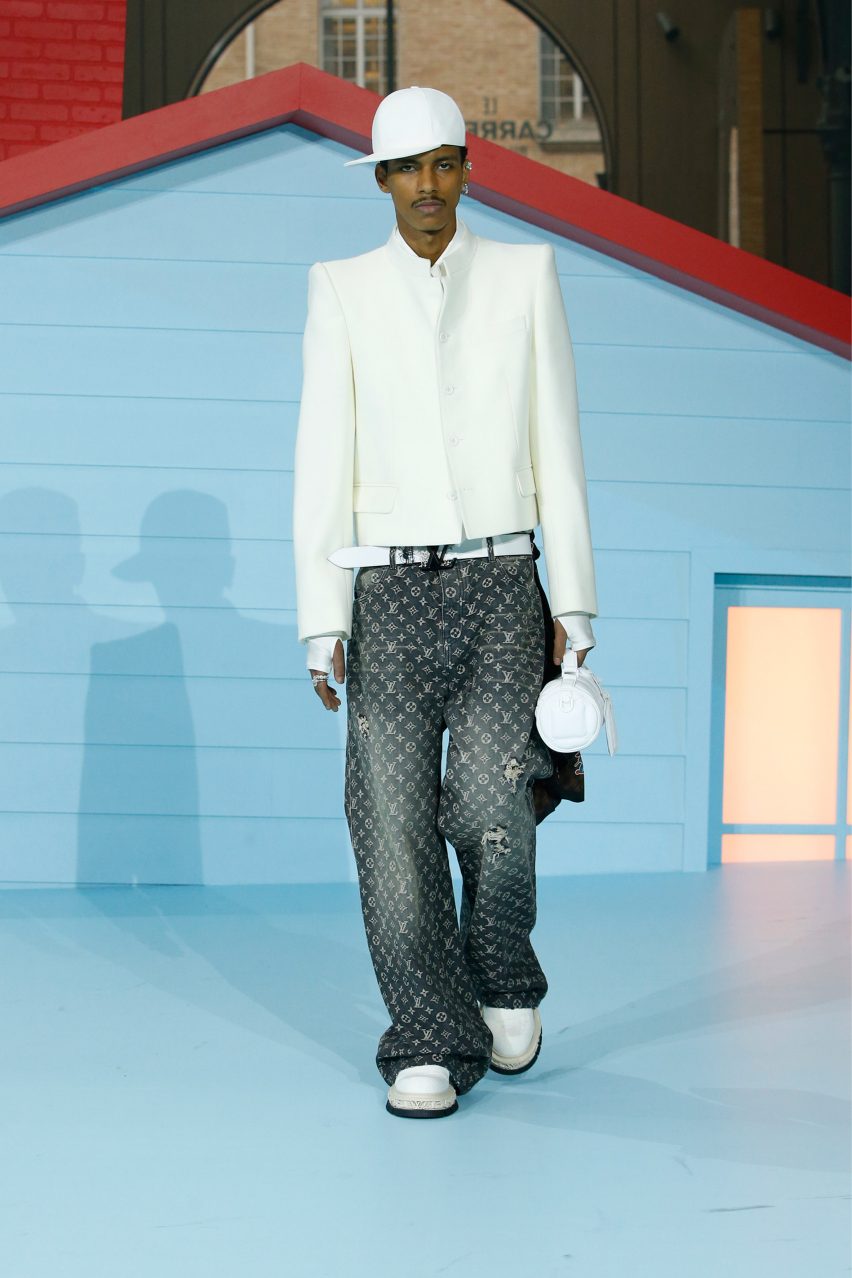 Louis Vuitton Autumn Winter 2022 show features a fragmented surrealist set