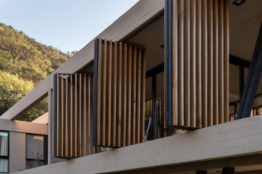 Córdoba House by Barrionuevo Villanueva Arquitectos
