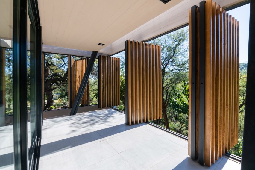 Córdoba House by Barrionuevo Villanueva Arquitectos