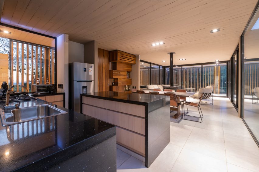 Córdoba House by Barrionuevo Villanueva Arquitectos