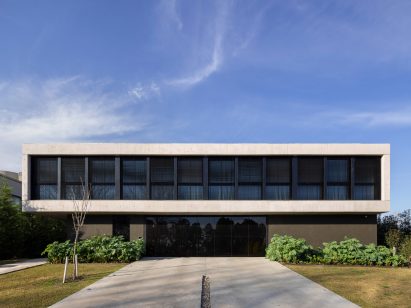 House by Mariano Fiorentini