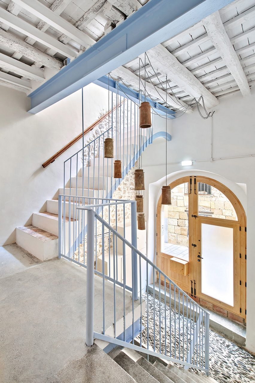 Staircase inside Mediona 13 by Nua Arquitectures
