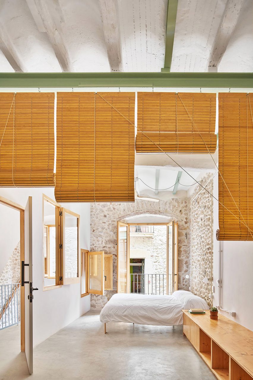 Mediona 13 interiors by Nua Arquitectures
