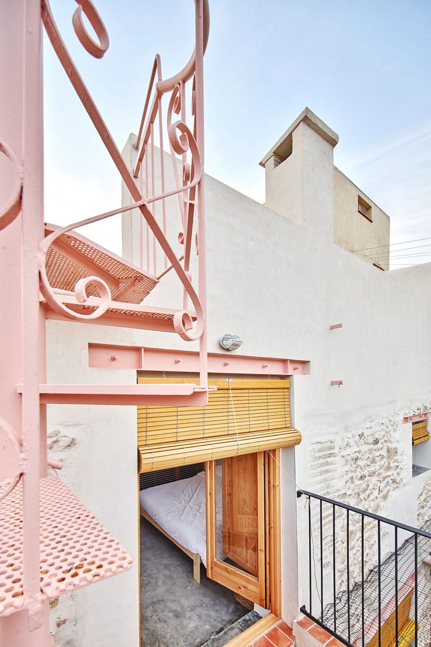 Balcony of Mediona 13 by Nua Arquitectures