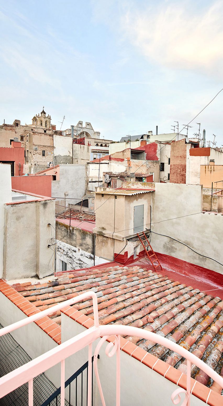 Balcony of Mediona 13 by Nua Arquitectures