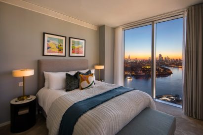 Apartment with view of the Thames