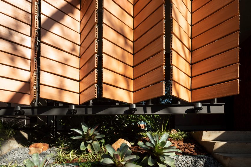 Reforma Alas by OMCM Arquitectos