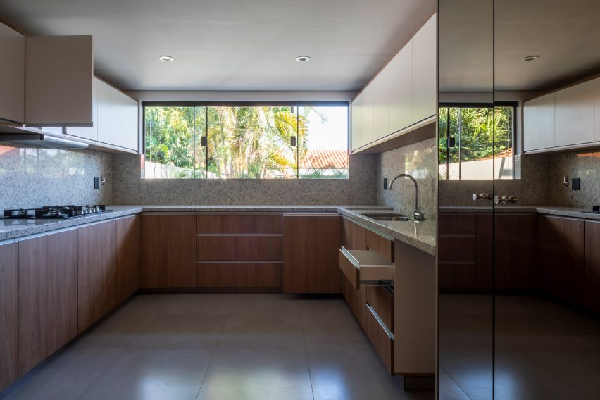 Reforma Alas by OMCM Arquitectos