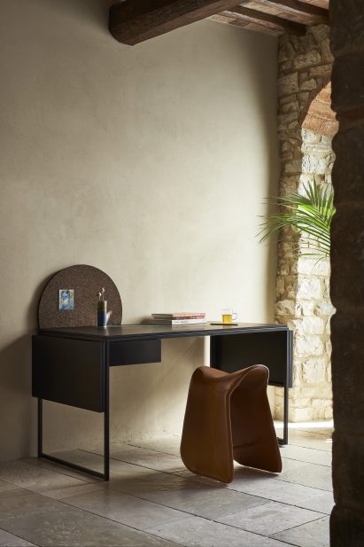 Macis desk and Pepe stool by Opinion Ciatti