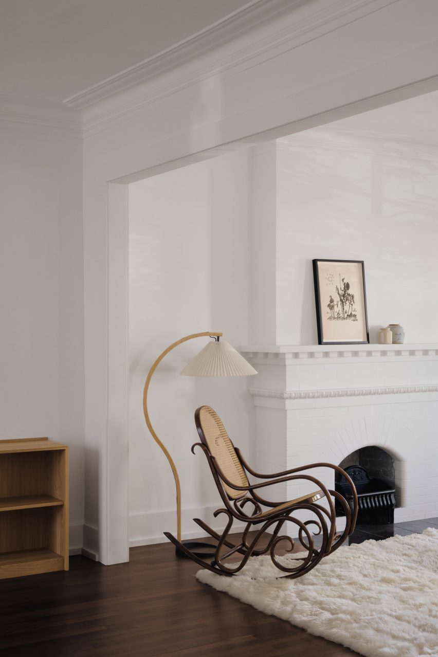 Interior of Outrement house by Vives St-Laurent