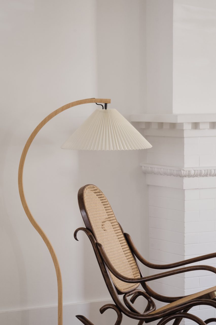 Interior of Outrement house by Vives St-Laurent