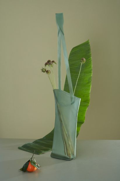 A blue bag made from Peelsphere