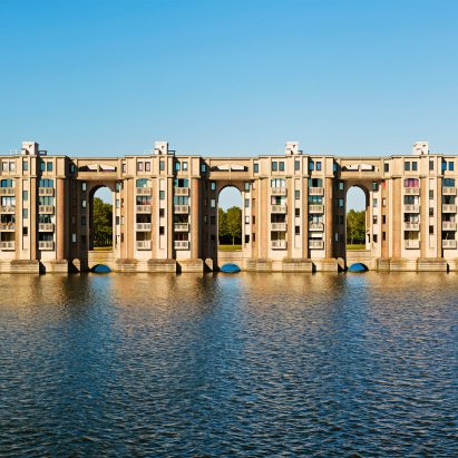 Le Viaduct housing