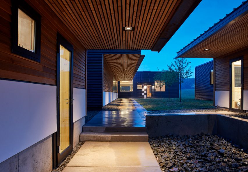 Fifty-Acre Wood is a home in Minnesota that was designed by Salmela Architect