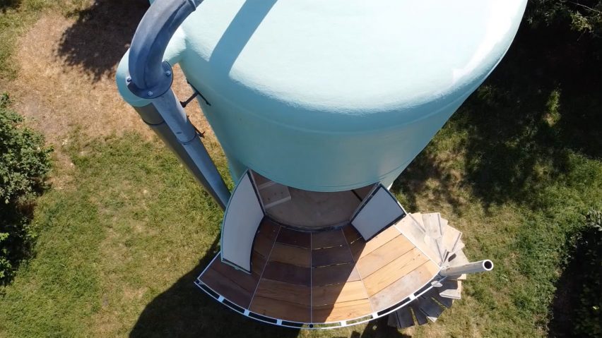 Deck of converted silo in Silo Living by Stella van Beers